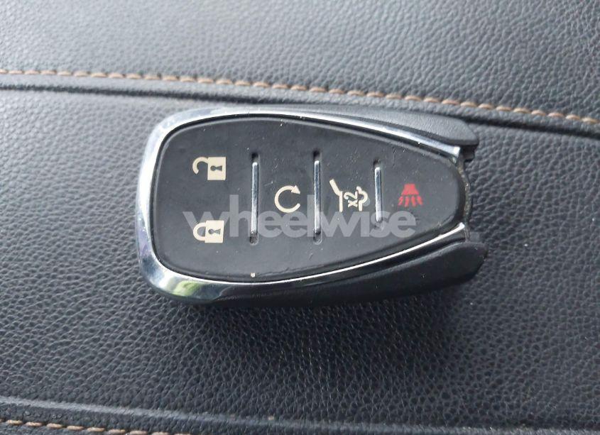 Photo 11 of 2020 Chevrolet Traverse FWD LT CLOTH (VIN 1GNERGKWXLJ222332)