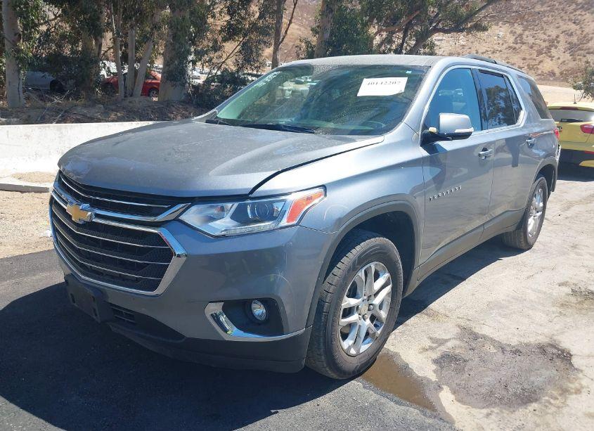 Photo 2 of 2020 Chevrolet Traverse FWD LT CLOTH (VIN 1GNERGKWXLJ286449)