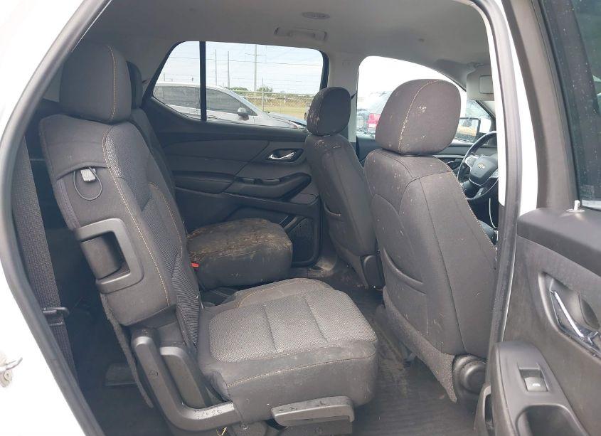Photo 8 of 2020 Chevrolet Traverse FWD LT CLOTH (VIN 1GNERGKWXLJ300480)
