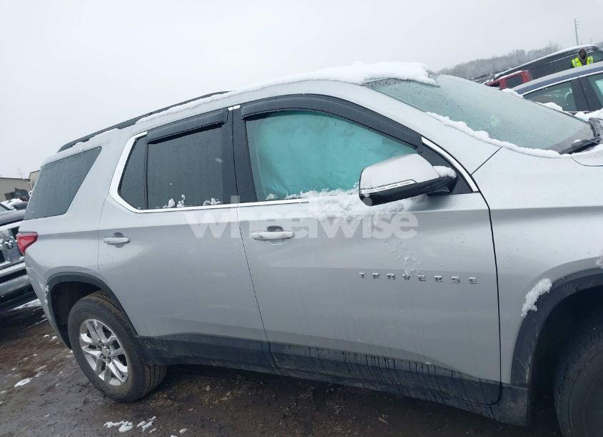 Photo 13 of 2020 Chevrolet Traverse FWD LT CLOTH (VIN 1GNERGKWXLJ322186)