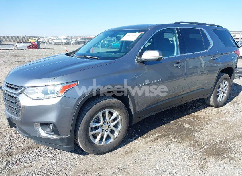 Photo 2 of 2021 Chevrolet Traverse FWD LT CLOTH (VIN 1GNERGKWXMJ132941)