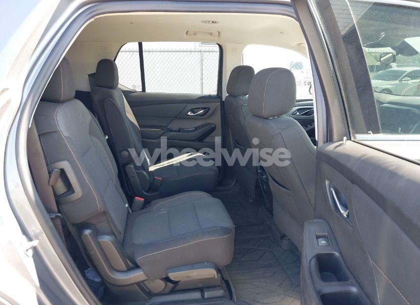 Photo 8 of 2021 Chevrolet Traverse FWD LT CLOTH (VIN 1GNERGKWXMJ132941)