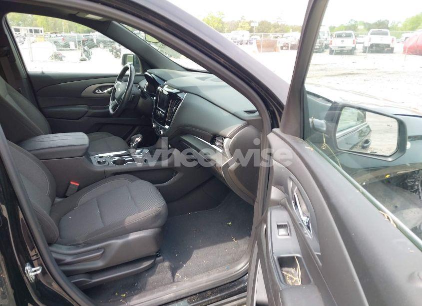 Photo 5 of 2022 Chevrolet Traverse FWD LT CLOTH (VIN 1GNERGKWXNJ116112)