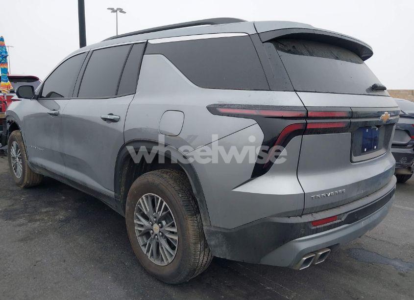 Photo 3 of 2025 Chevrolet Traverse FWD LT (VIN 1GNERGRS0SJ129076)