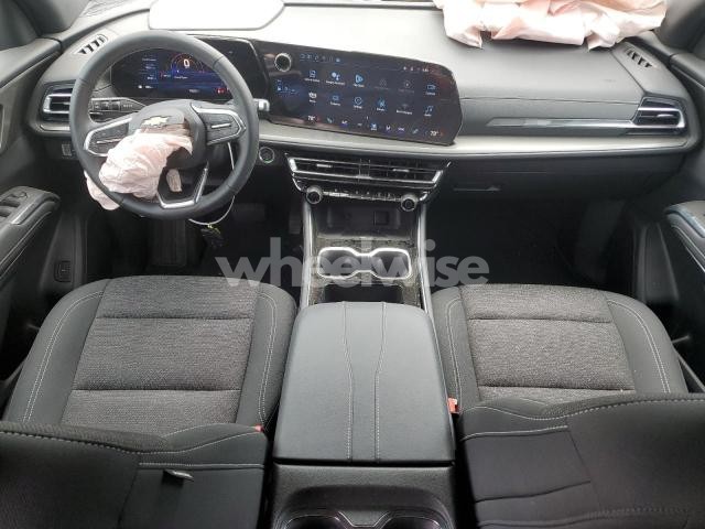 Photo 8 of 2025 CHEVROLET TRAVERSE LT (VIN 1GNERGRS1SJ125571)