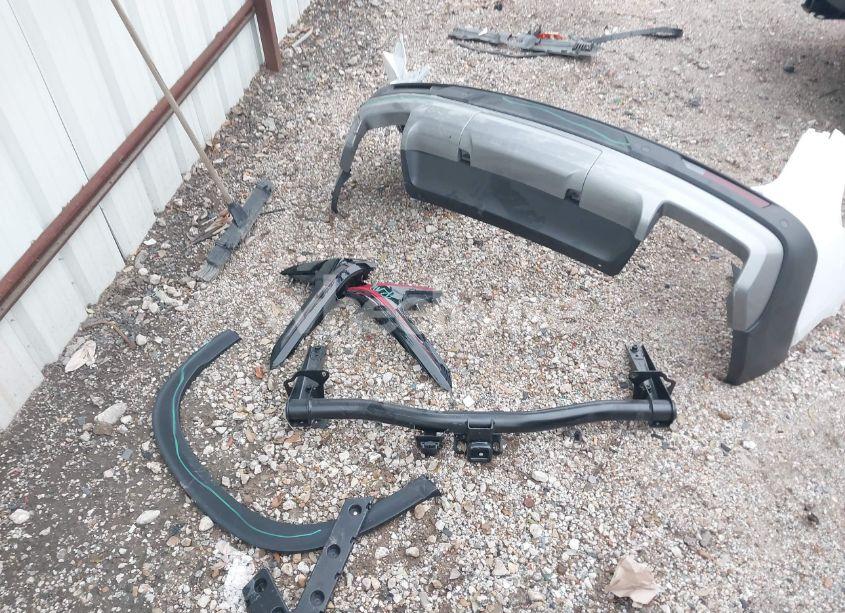 Photo 12 of 2025 Chevrolet Traverse FWD LT (VIN 1GNERGRS5SJ147203)