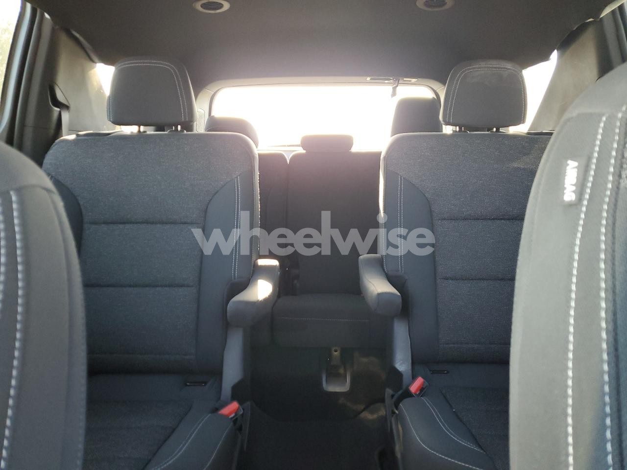 Photo 10 of 2025 CHEVROLET TRAVERSE LT (VIN 1GNERGRSXSJ146631)