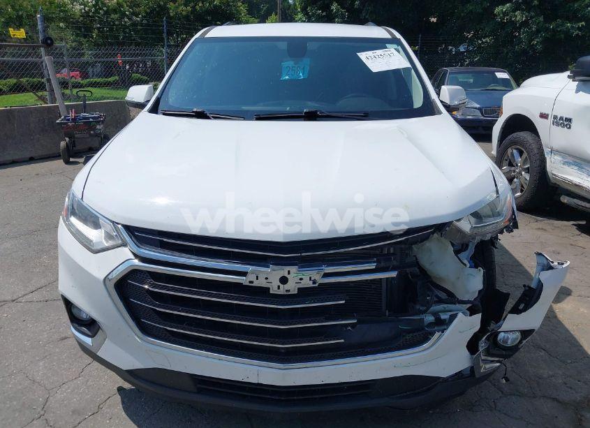 Photo 12 of 2018 Chevrolet Traverse 3LT (VIN 1GNERHKW0JJ157834)