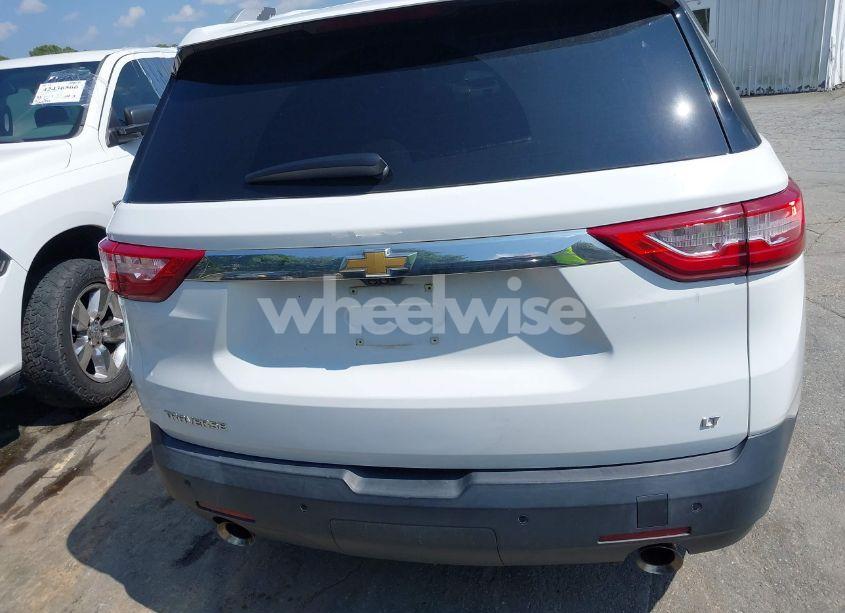 Photo 16 of 2018 Chevrolet Traverse 3LT (VIN 1GNERHKW0JJ157834)