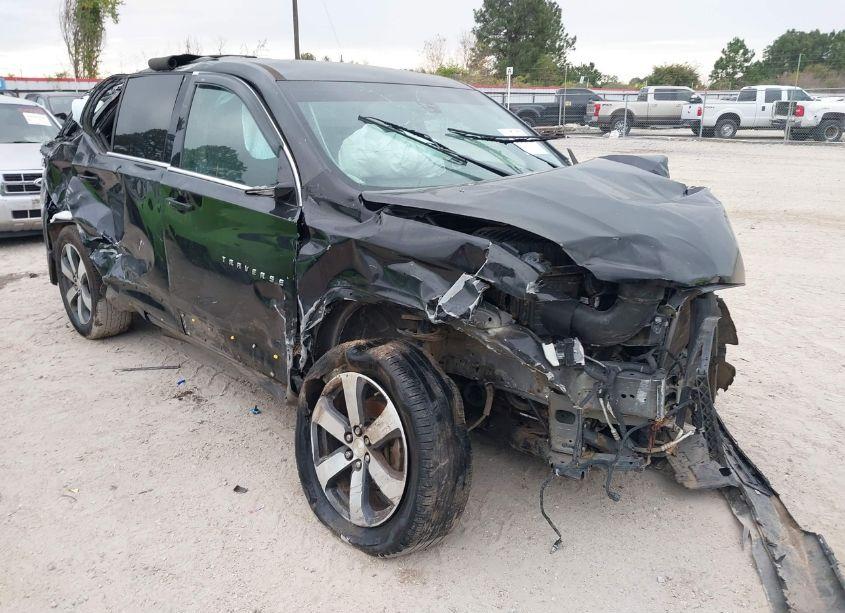 2019 Chevrolet Traverse 3LT (VIN 1GNERHKW0KJ131400) main photo