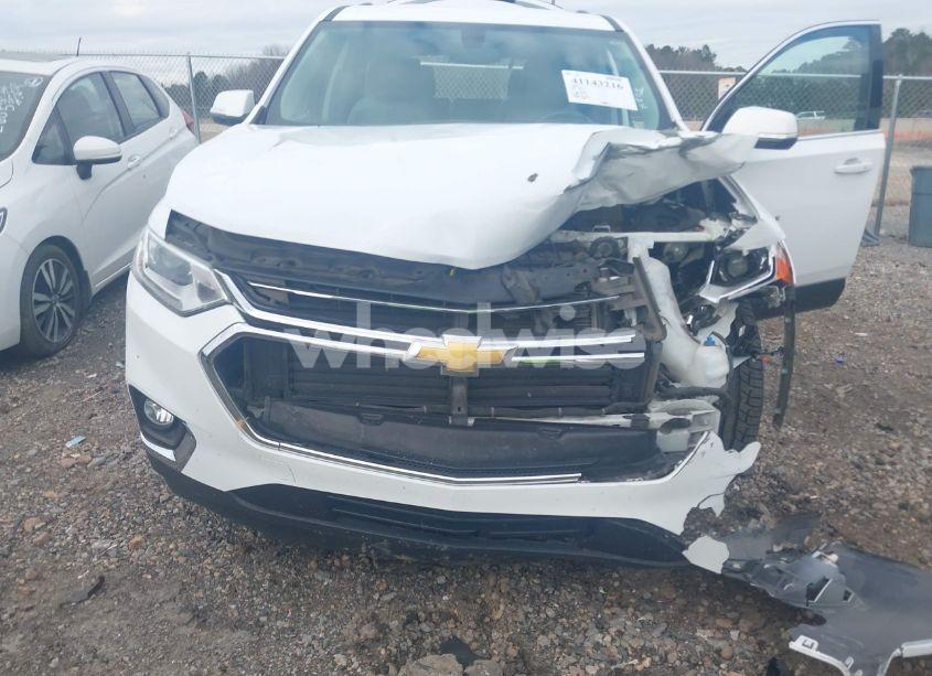 Photo 12 of 2019 Chevrolet Traverse 3LT (VIN 1GNERHKW0KJ248653)