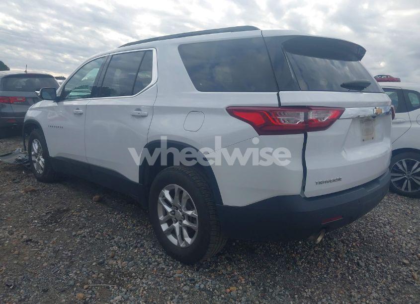 Photo 3 of 2019 Chevrolet Traverse 3LT (VIN 1GNERHKW0KJ248653)