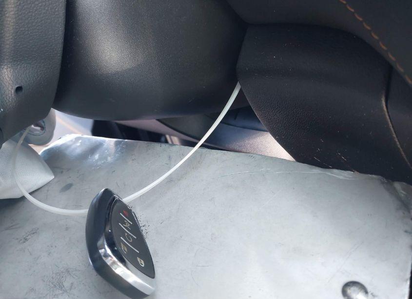 Photo 11 of 2021 Chevrolet Traverse FWD LT LEATHER (VIN 1GNERHKW0MJ218572)