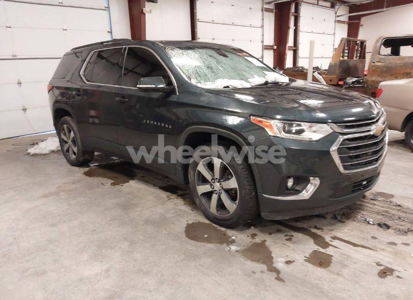 2019 Chevrolet Traverse 3LT (VIN 1GNERHKW1KJ140266) main photo