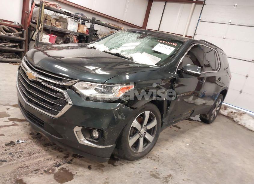 Photo 2 of 2019 Chevrolet Traverse 3LT (VIN 1GNERHKW1KJ140266)