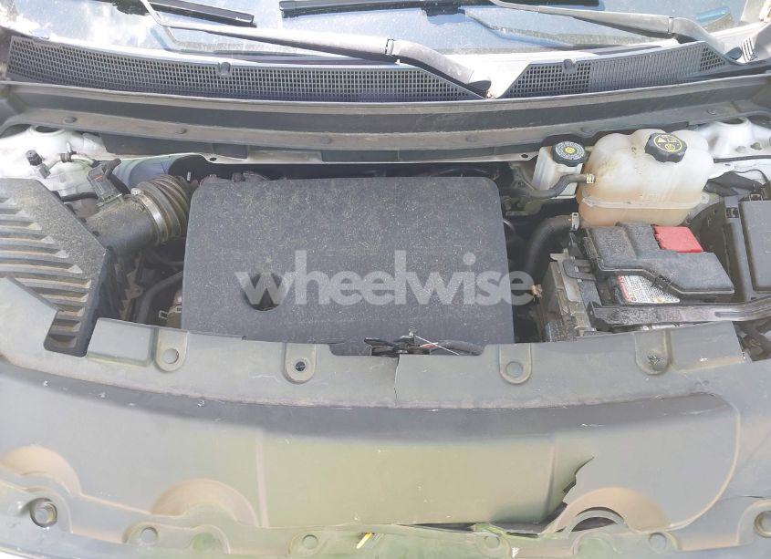 Photo 10 of 2019 Chevrolet Traverse 3LT (VIN 1GNERHKW1KJ193338)