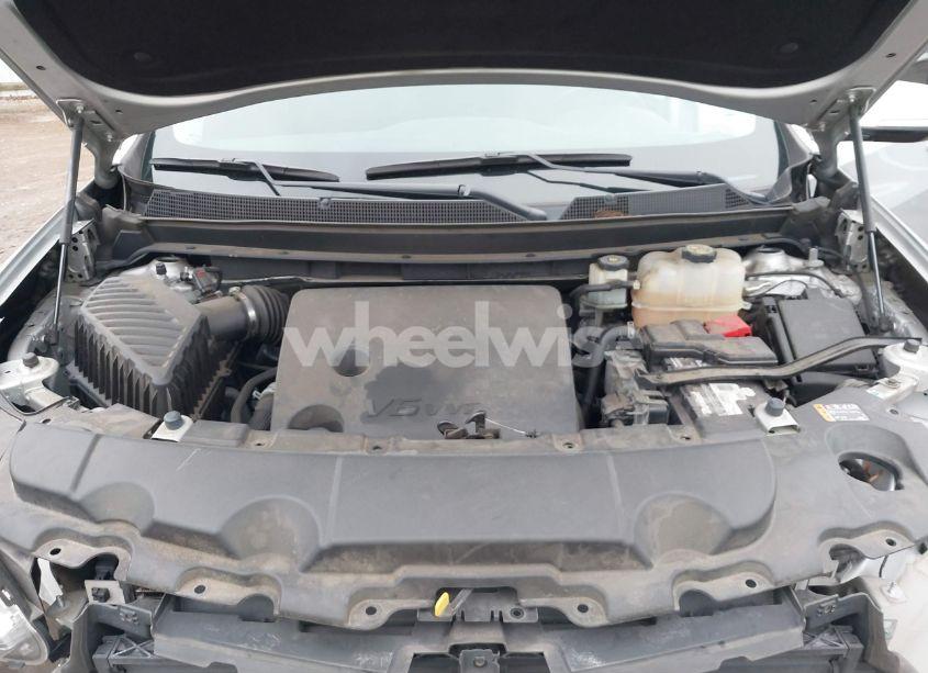 Photo 10 of 2019 Chevrolet Traverse 3LT (VIN 1GNERHKW1KJ236835)