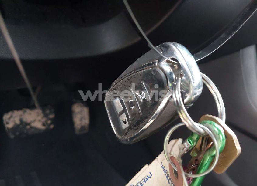 Photo 11 of 2019 Chevrolet Traverse 3LT (VIN 1GNERHKW1KJ236835)