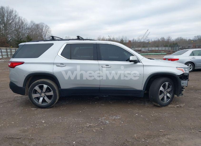 Photo 13 of 2019 Chevrolet Traverse 3LT (VIN 1GNERHKW1KJ236835)
