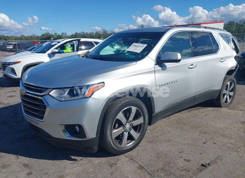 Photo 2 of 2020 Chevrolet Traverse FWD LT LEATHER (VIN 1GNERHKW1LJ245617)