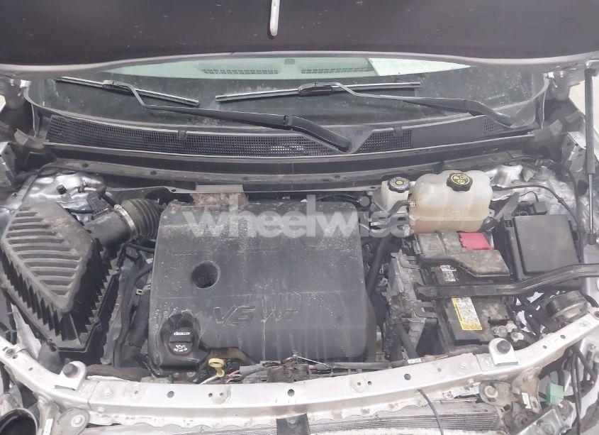 Photo 10 of 2019 Chevrolet Traverse 3LT (VIN 1GNERHKW2KJ166133)