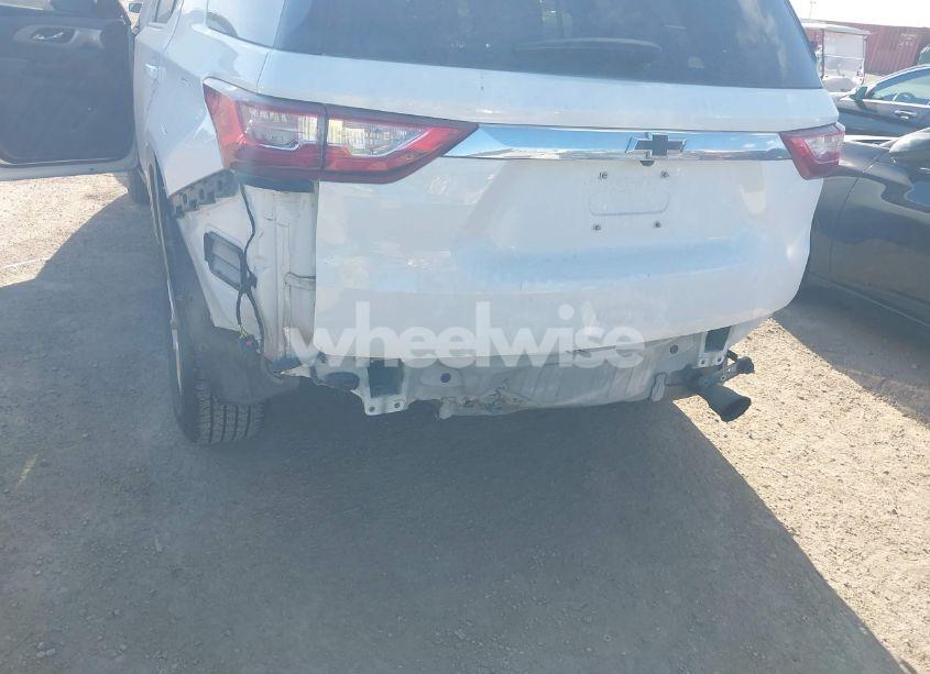 Photo 6 of 2019 Chevrolet Traverse 3LT (VIN 1GNERHKW2KJ235242)