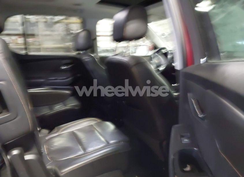 Photo 8 of 2018 Chevrolet Traverse 3LT (VIN 1GNERHKW3JJ252422)