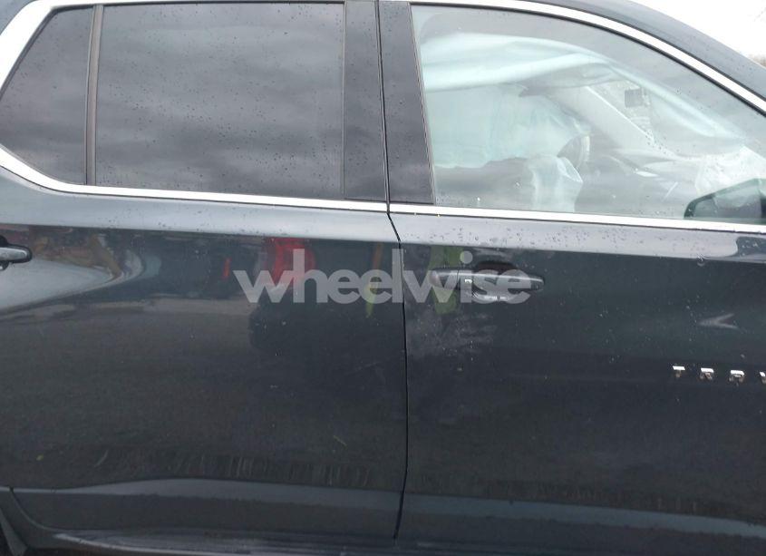 Photo 13 of 2019 Chevrolet Traverse 3LT (VIN 1GNERHKW3KJ218157)