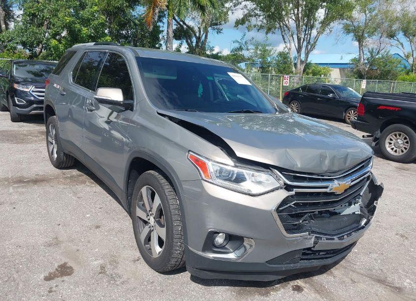 2018 Chevrolet Traverse 3LT (VIN 1GNERHKW4JJ270573) main photo