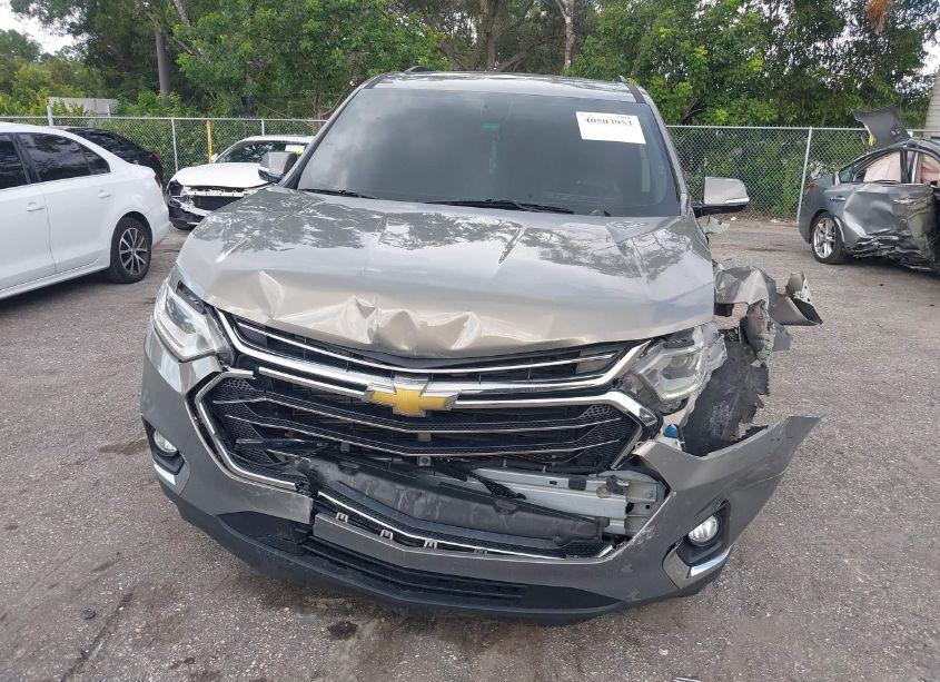 Photo 6 of 2018 Chevrolet Traverse 3LT (VIN 1GNERHKW4JJ270573)
