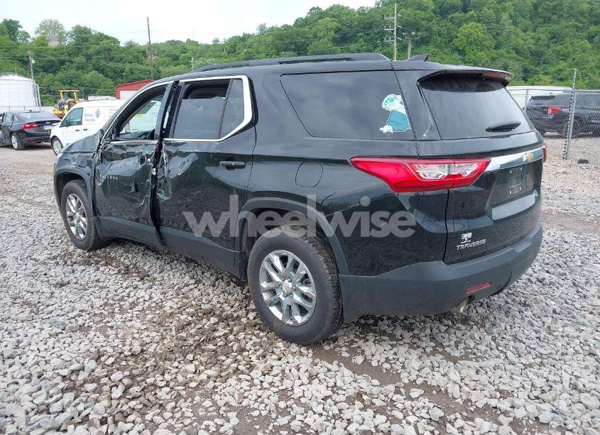 Photo 3 of 2019 Chevrolet Traverse 3LT (VIN 1GNERHKW4KJ303251)