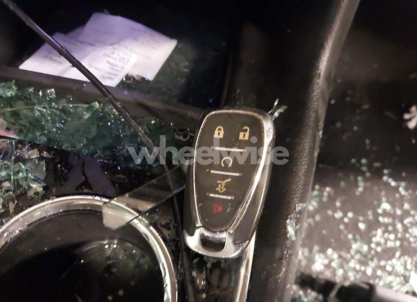 Photo 11 of 2018 Chevrolet Traverse 3LT (VIN 1GNERHKW5JJ140639)