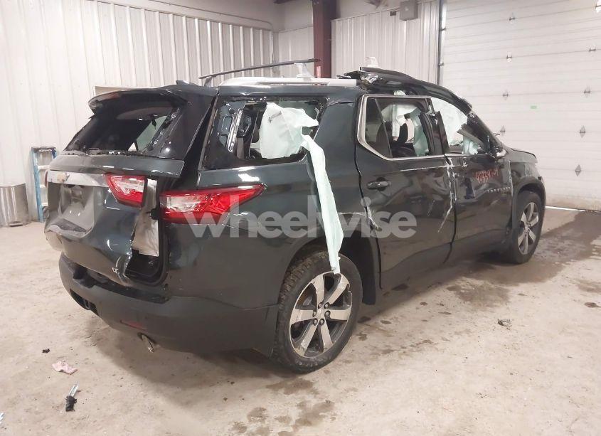 Photo 4 of 2018 Chevrolet Traverse 3LT (VIN 1GNERHKW5JJ140639)