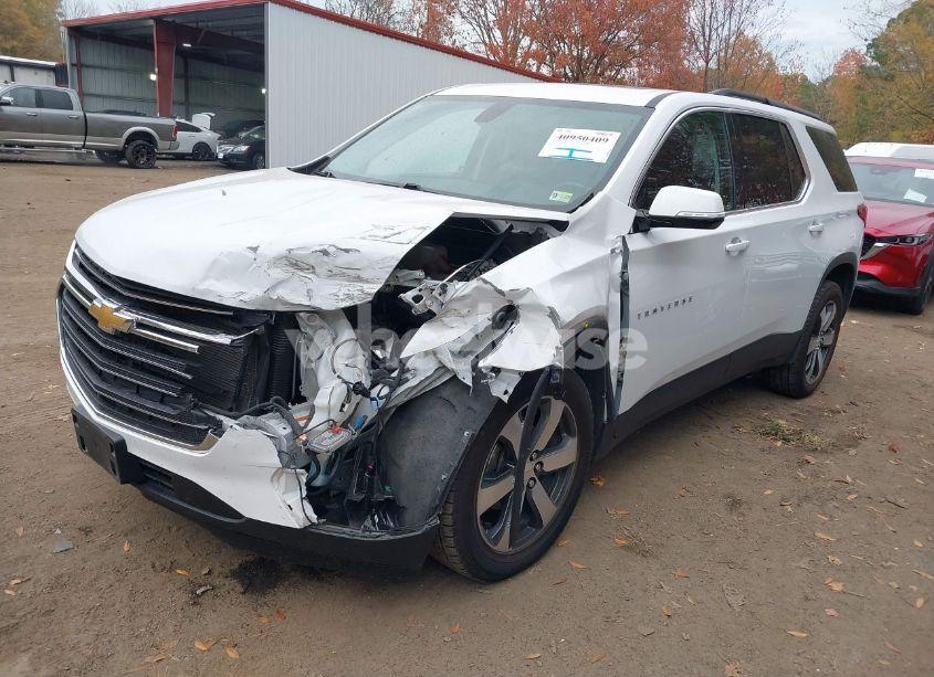 Photo 2 of 2019 Chevrolet Traverse 3LT (VIN 1GNERHKW5KJ198901)