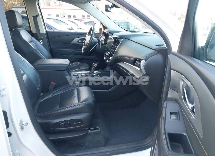 Photo 5 of 2021 Chevrolet Traverse FWD LT LEATHER (VIN 1GNERHKW5MJ174570)