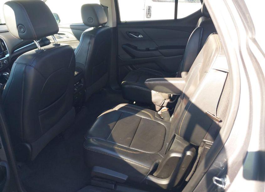 Photo 8 of 2018 Chevrolet Traverse 3LT (VIN 1GNERHKW6JJ233279)