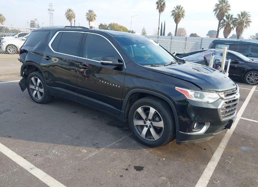 2018 Chevrolet Traverse 3LT (VIN 1GNERHKW6JJ246582) main photo