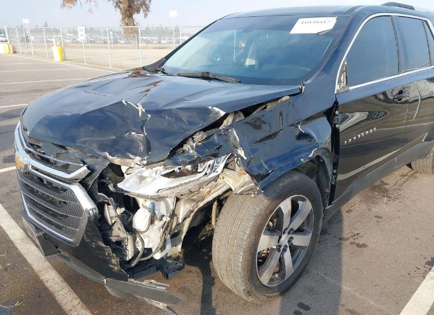 Photo 6 of 2018 Chevrolet Traverse 3LT (VIN 1GNERHKW6JJ246582)