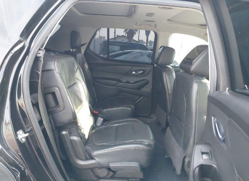 Photo 8 of 2018 Chevrolet Traverse 3LT (VIN 1GNERHKW6JJ246582)