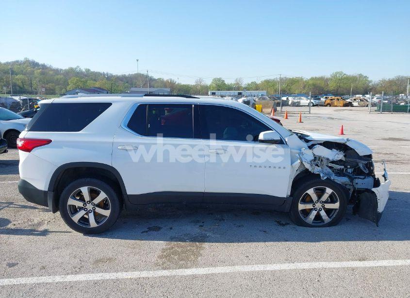 Photo 13 of 2018 Chevrolet Traverse 3LT (VIN 1GNERHKW6JJ284328)