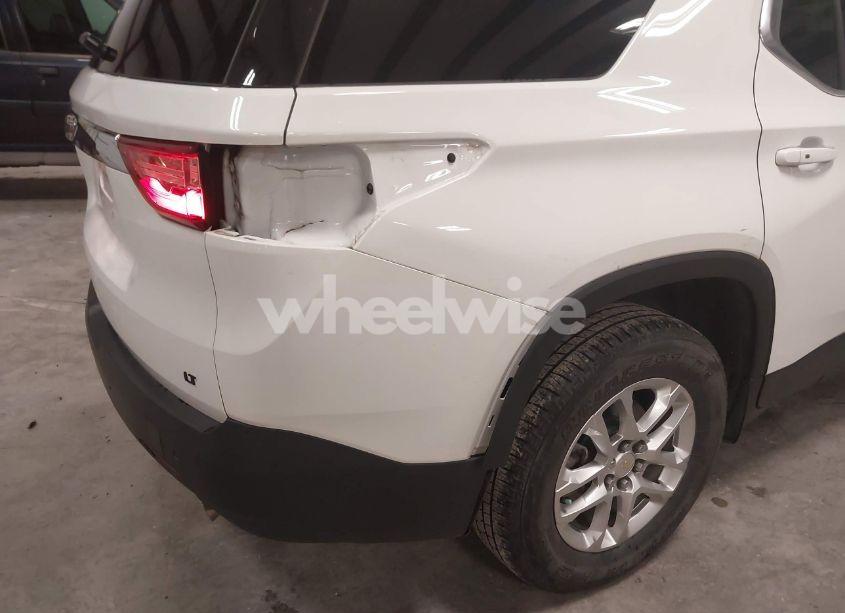 Photo 17 of 2019 Chevrolet Traverse 3LT (VIN 1GNERHKW6KJ301050)