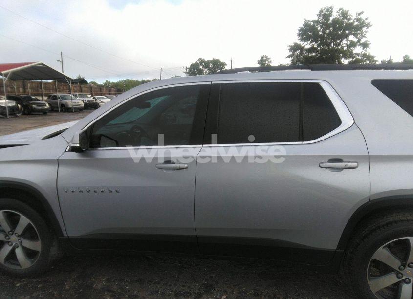 Photo 14 of 2021 Chevrolet Traverse FWD LT LEATHER (VIN 1GNERHKW6MJ157311)