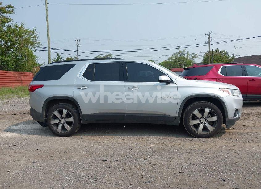 Photo 13 of 2019 Chevrolet Traverse 3LT (VIN 1GNERHKW7KJ257026)