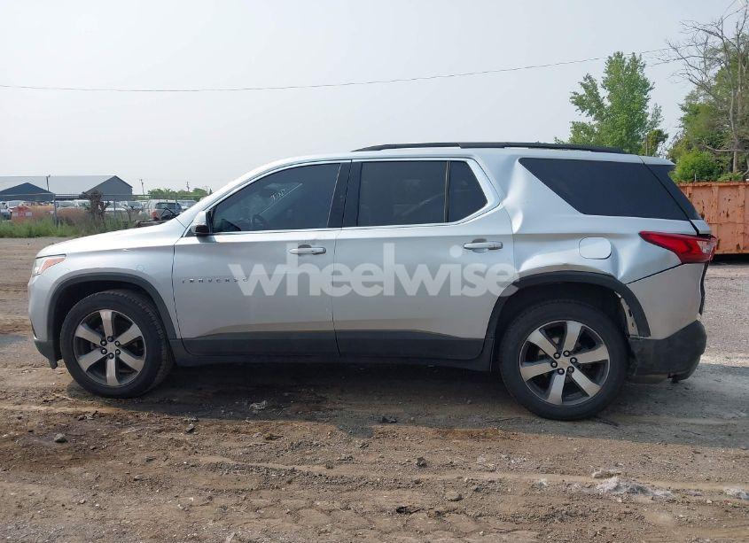 Photo 14 of 2019 Chevrolet Traverse 3LT (VIN 1GNERHKW7KJ257026)