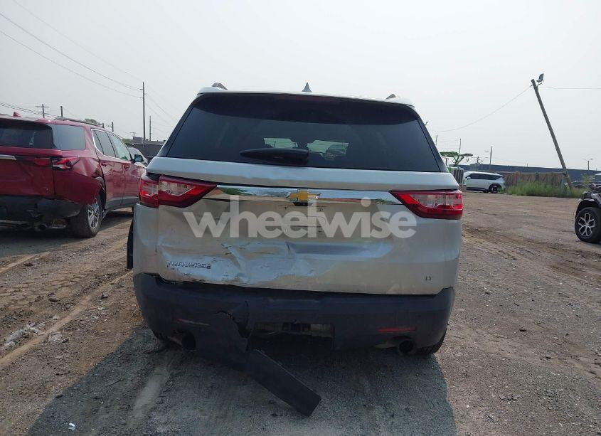 Photo 16 of 2019 Chevrolet Traverse 3LT (VIN 1GNERHKW7KJ257026)