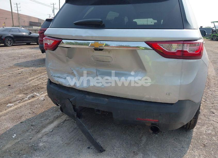Photo 18 of 2019 Chevrolet Traverse 3LT (VIN 1GNERHKW7KJ257026)