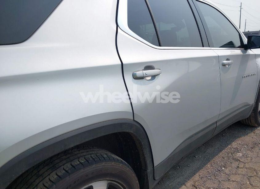 Photo 20 of 2019 Chevrolet Traverse 3LT (VIN 1GNERHKW7KJ257026)