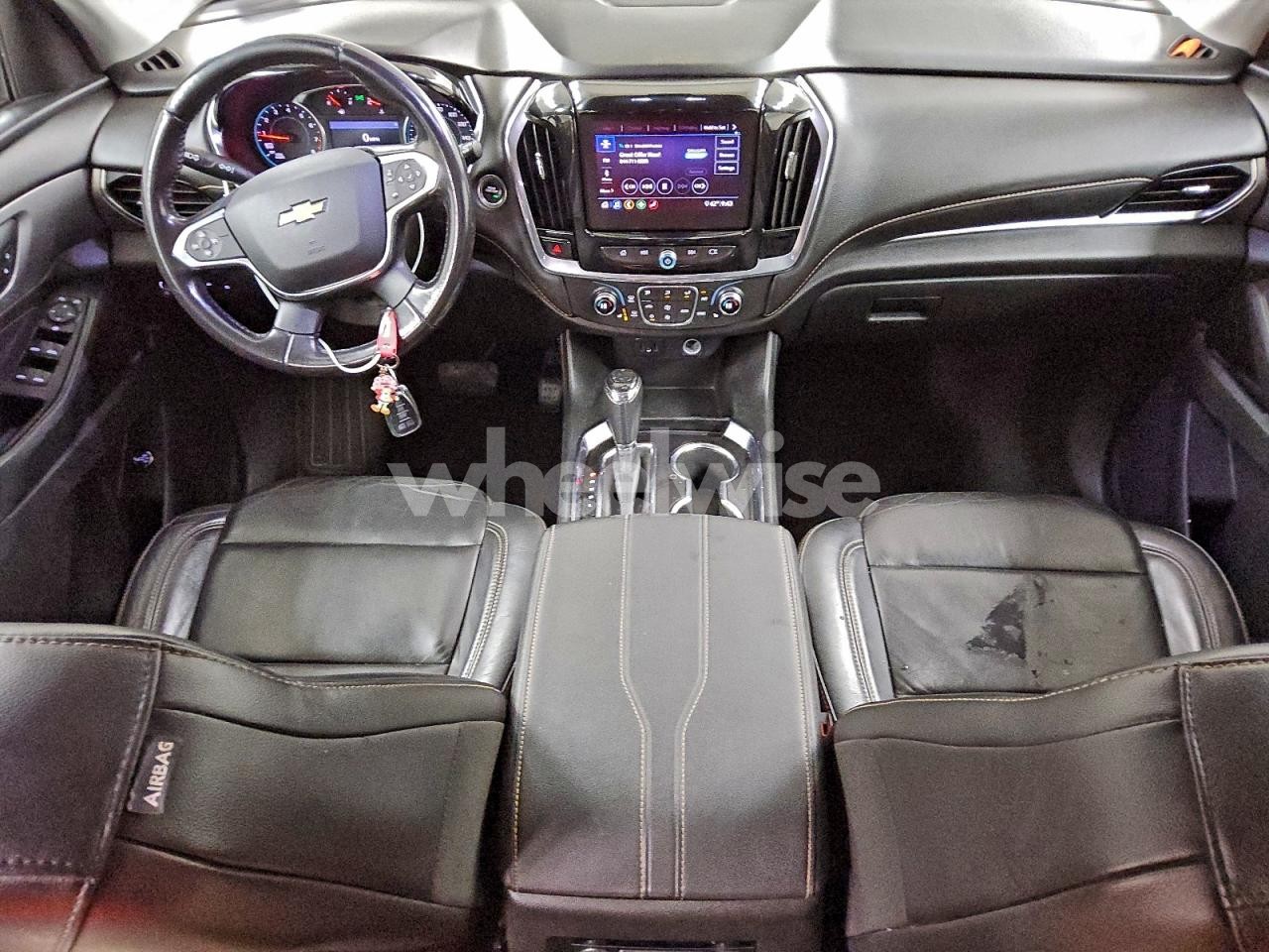 Photo 8 of 2020 CHEVROLET TRAVERSE LT (VIN 1GNERHKW7LJ220253)