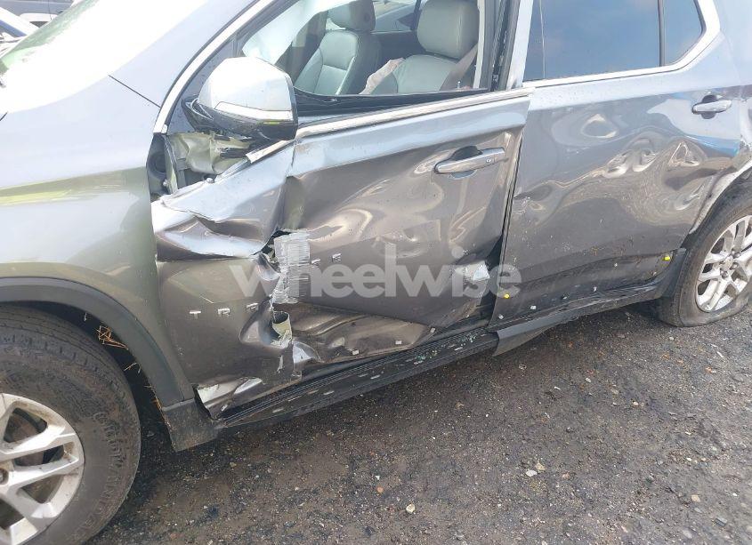 Photo 6 of 2020 Chevrolet Traverse FWD LT LEATHER (VIN 1GNERHKW7LJ309689)