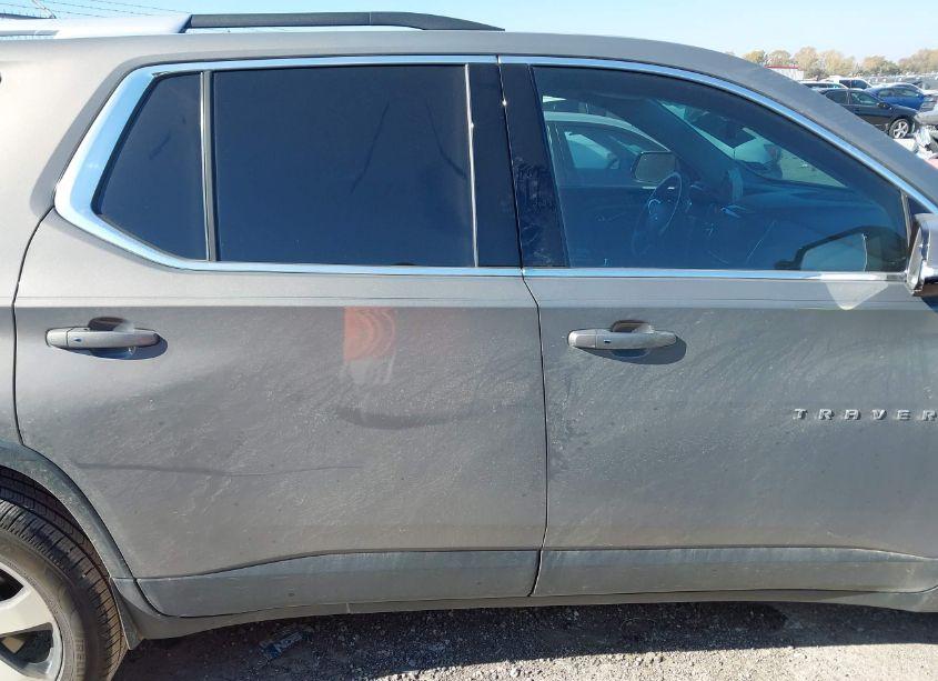 Photo 13 of 2018 Chevrolet Traverse 3LT (VIN 1GNERHKW8JJ114603)